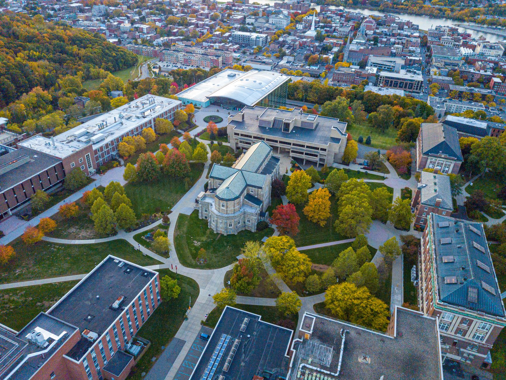 Panduan American University 2026: Persyaratan Pendaftaran, Biaya Kuliah & Peringkat di Washington DC